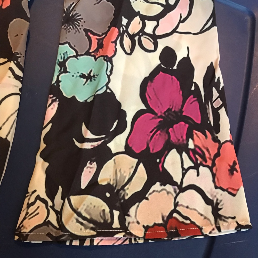 Floral Long Sleeve Mini Dress - Picture 6 of 8
